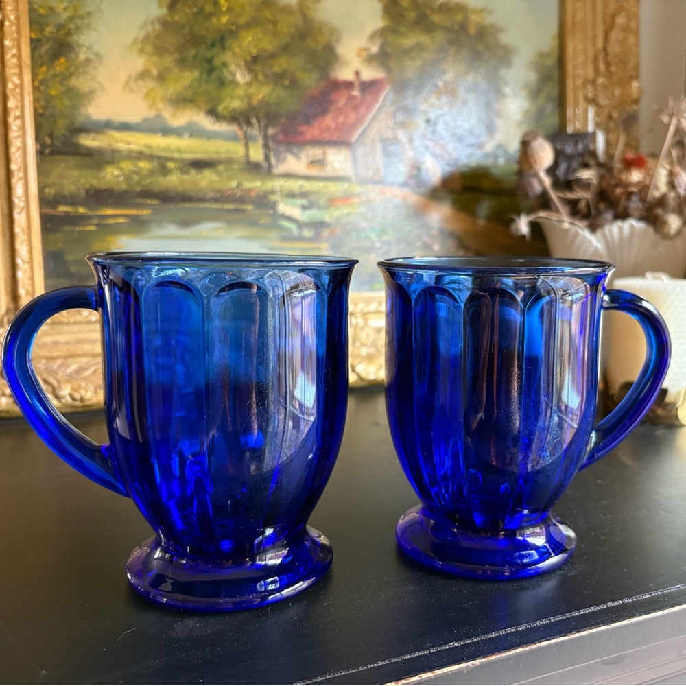 VTG Anchor Hocking Cobalt Fluted Pedestal 14oz Mugs w/ Handle Set of 2